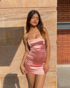 Dámské sexy šaty se suqare límečkem bodycon růžové špagetové pásky