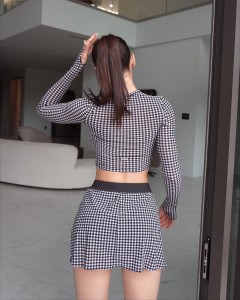 ODM/OEM Roopu Roopu Roopu me te Slit Mini Skirt 2 Piece Plaid Set