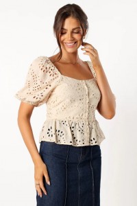 MADIE TOP – BEIGE